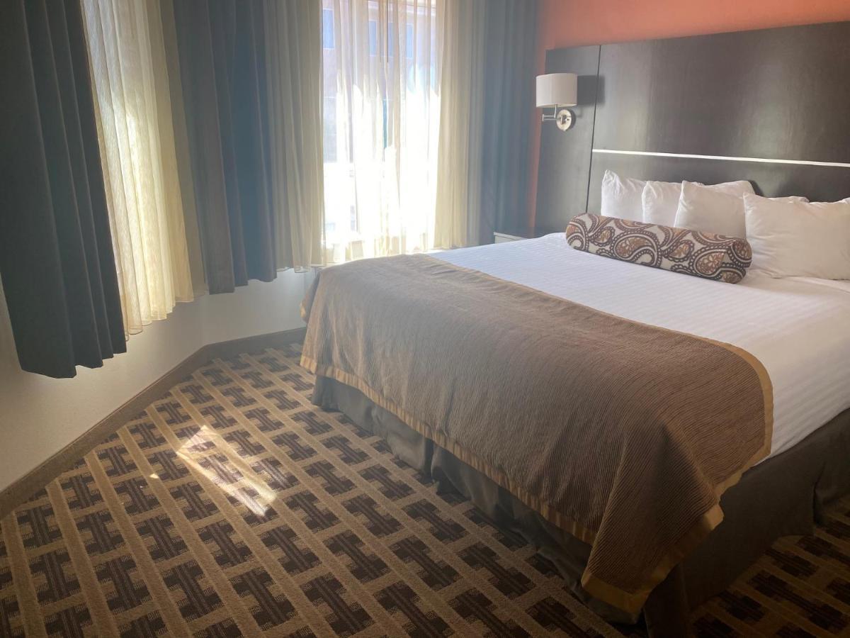 Baymont By Wyndham Hobbs Hotell Eksteriør bilde